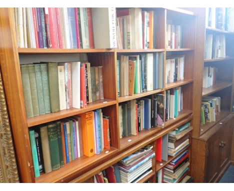 A LARGE COLLECTION OF BOOKS including Art and Antiques (as lotted)