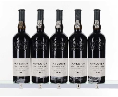 Taylors, Vintage Port, 1997 (5)Condition ReportLight scuffs to capsules and labels.Ullage - all IN