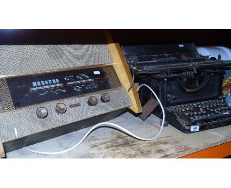 A Vintage Remington Typewriter & Murphy Valve Radio (2).