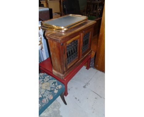 A Pine Monk's Bench with Lift Up Seat & a corner section which fits to the side, together with a red coffee table & a TV stan