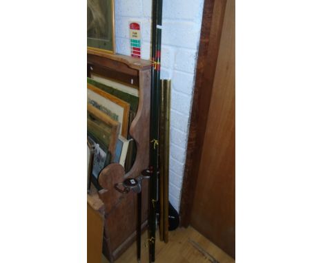 A Shooting Stick, Fishing Rod & Badminton Racket (3).