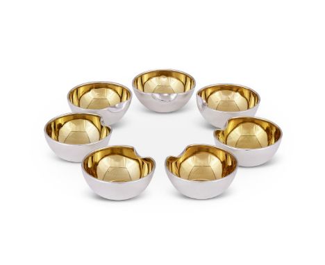 SEVEN ITALIAN SILVER THUMBPRINT SALT CELLARS ELSA PERETTI FOR TIFFANY & CO., IMPORT MARKED FOR LONDON 2001 (6) and 2002 (1)Th
