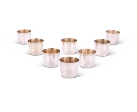 A SET OF EIGHT GREEK SILVER COLOURED SMALL BEAKERS THALEIA, STAMPED θΑΛΕΙΑ 925, 21ST CENTURY Plain tapered 5.5cm (2 1/4in) hi