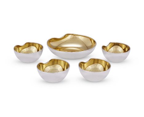 FIVE ITALIAN SILVER COLOURED THUMBPRINT BOWLS ELSA PERETTI FOR TIFFANY & CO., .925 STANDARD, EARLY 21ST CENTURYTwo import mar