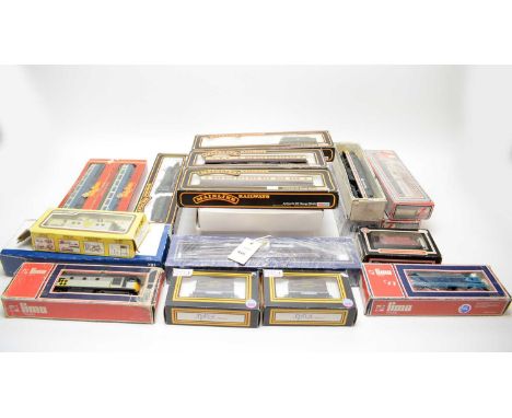 A selection of 00-gauge boxed and unboxed model railway, by Hornby, Mainline, and Lima etc, including 7819 4-60-0 "Hinton Man