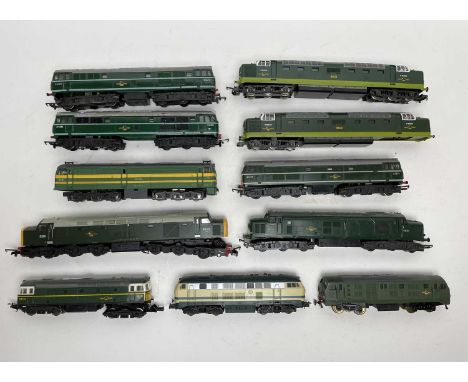 A selection of diesel model trains, 00-gauge, including Lima and Tri-ang, BR D5572, D9003, and D6830.