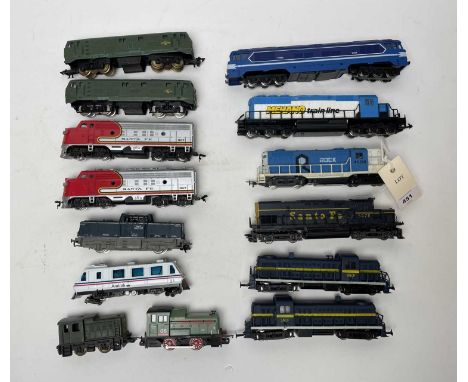 A selection of 00/Ho-Gauge model trains, predominantly American outlines, including Bachmann, AHM and Lima.