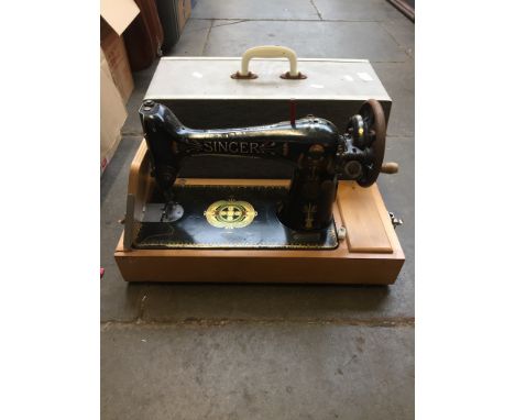 SEWING MACHINE (MANUAL)