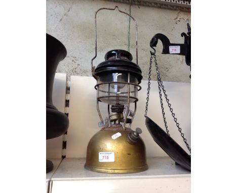 TILLEY LAMP       E5