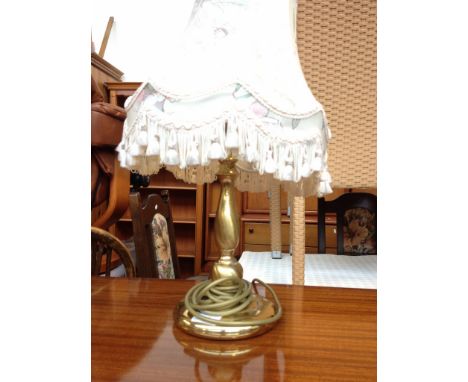 BRASS TABLE LAMP