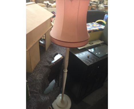 WHITE STANDARD LAMP