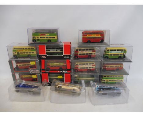 A selection of 1/76 scales buses and coaches including double deckers etc. 