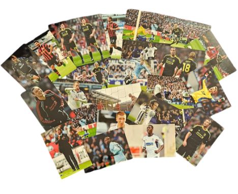 Football Collection of 25, various teams such as Tottenham Hotspur FC, Manchester United plus others.  Good condition. All au