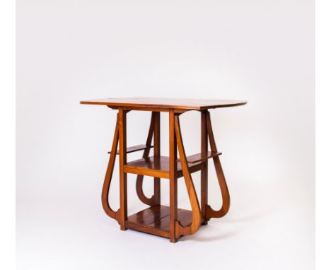 Belgian Art Nouveau work, beechwood side table 1900Period: XXth - 20th centurySizes: H = 730 L = 860Weight (K): 10kg