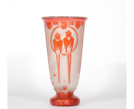 Muller Freres Art Deco vase with parakeetsPeriod: XXth - 20th centurySizes: H=290mm D=155mmWeight (K): 2,3kgAuthor / artist: 