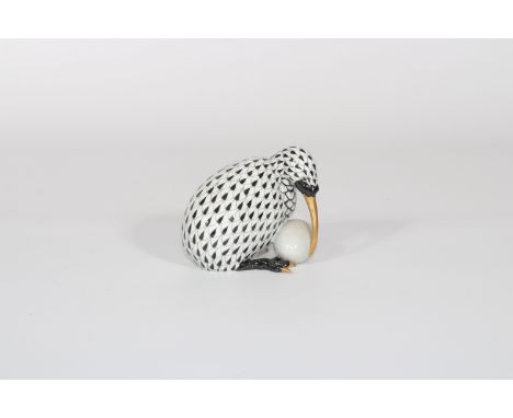 Herend Kiwi porcelain. Period XXth centuryPeriod: XXth - 20th centurySizes: H70mm L=80mmWeight (K): 0,105kgAuthor / artist: H