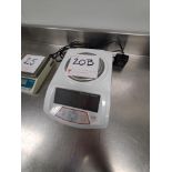 precision laboratory balance, mod. HZF-A200, 200 g - 0.01 g