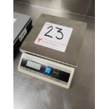 Tanita table top scale, mod. KD-200, 0-1000g