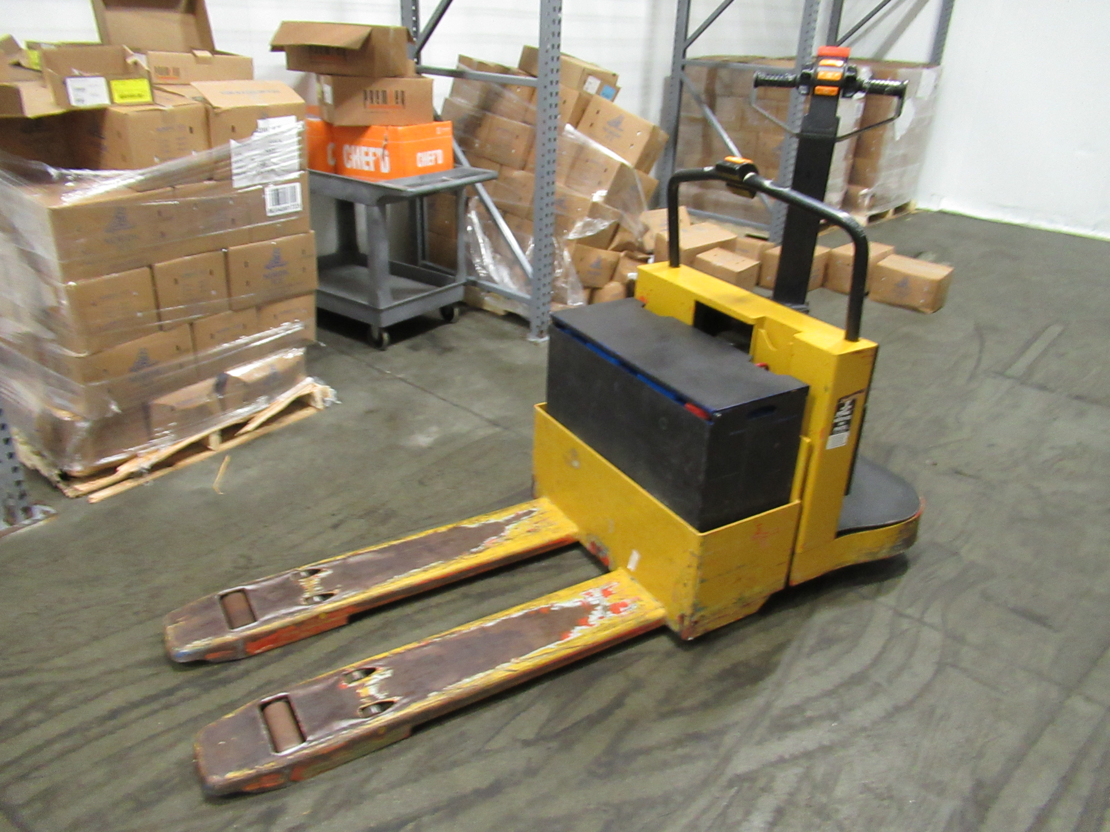 BT Prime Movers electric pallet mover, model HMX65, s/n HMX6527272001