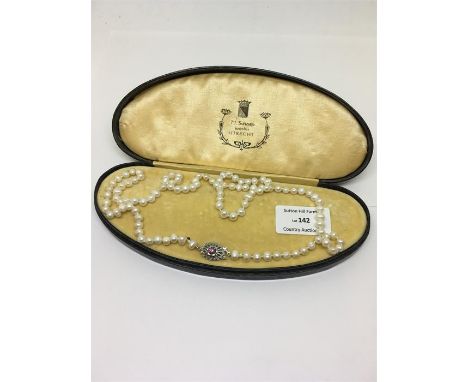 18ct White Gold & Ruby clasp Pearl necklace 