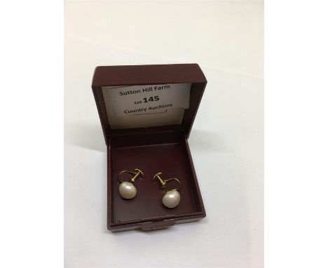 Pair of Ciro Pearl 9ct Gold earrings