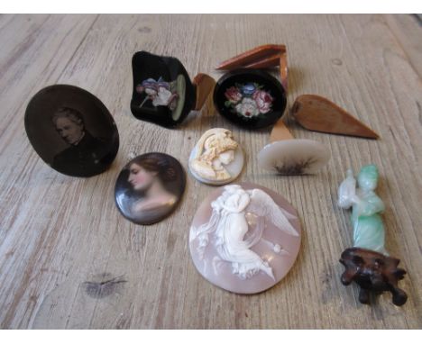 Two 19th Century Italian micro mosaic miniature plaques, two unmounted shell cameos, small unmounted porcelain plaque, a port
