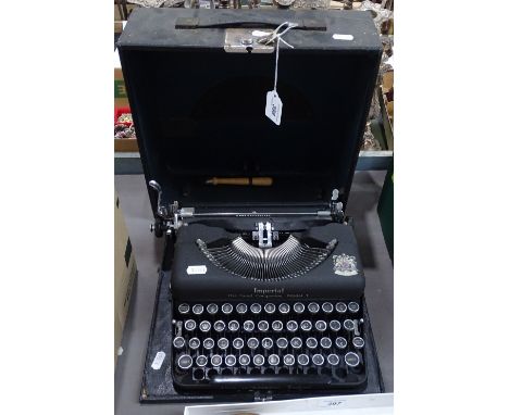 Vintage Imperial Good Companion Model T portable typewriter with case 
