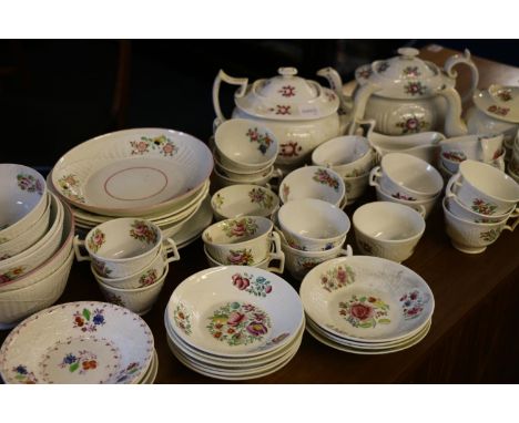 18th Century porcelain tea ware&nbsp;to include examples by William Reid of Newbigging Pottery, floral enamel decorated teapo