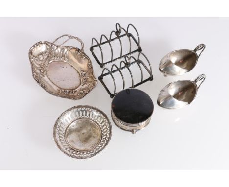 Pair of Edward VII Art Nouveau silver salt pourers by&nbsp;Atkin Brothers, Sheffield 1910, a pair of George V silver five bar
