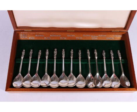 Set of thirteen contemporary silver apostle type spoons, each finial depicting one of the twelve Saints and The Master, by Th