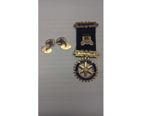 Masonic gold 9ct cuff links and a silver rotary medal with clasp