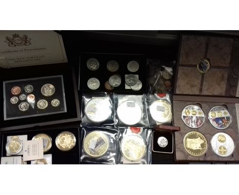 'The New Portrait' A Coin Specimen Set Cased With Certificate, With other Coins/ Commemorative. &nbsp; &nbsp;