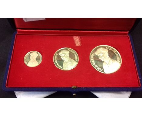 25th Anniversary Desert War Set of three 18ct Gold Commemorative Medals issued in 1966 by Metal Import Ltd, Coined and Weight