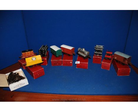 ****A quantity of Hornby ''O' gauge wagons including Esso petrol tanker wagon No.1 (R171), Goods brake van (R164), two No.1 G
