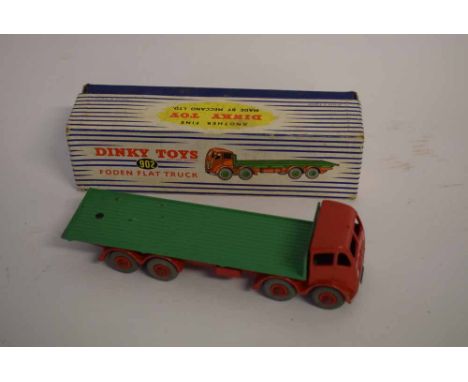 Boxed Dinky Toy Foden flat truck, model number 902 