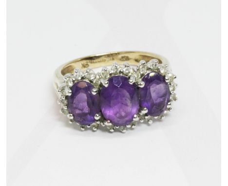 A 9ct gold and amethyst ring, gross weight 3.2g, size J.  