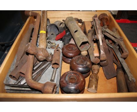 A tray of various tools etc. 