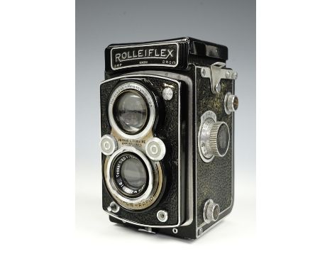 A vintage Rollieflex camera