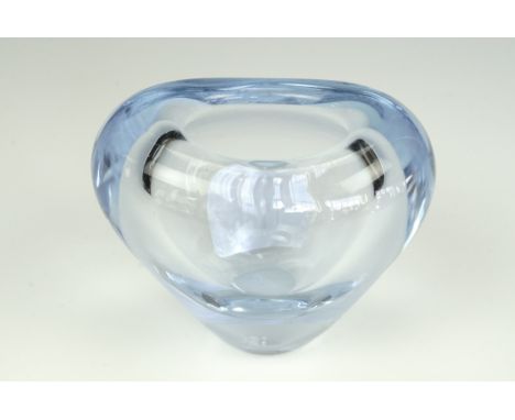 A Holmegaard "Minuet" blue glass vase designed by Per Lutken, shape 15732, 7 cm.