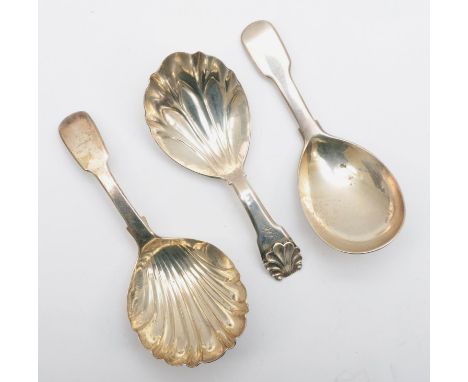 A George III silver fiddle and shell pattern caddy spoon, by Thomas Robinson &amp; S. Harding, London 1811, with shell bowl, 