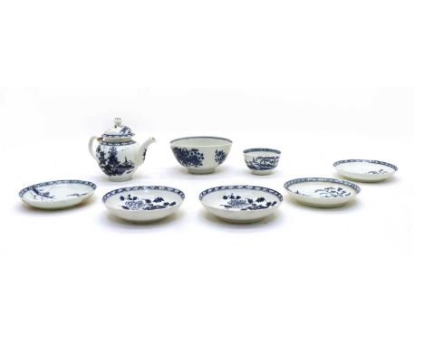 A collection of 18th century blue and white porcelain tea wares, to include a Worcester tea bowl and saucer, decorated with a