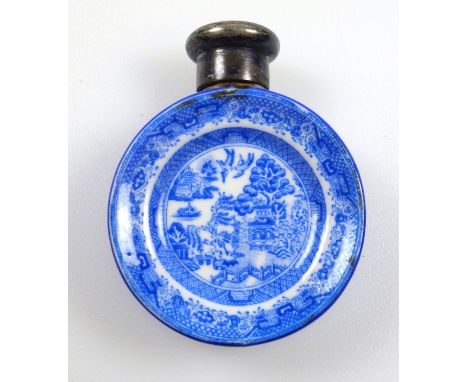 Late Victorian ceramic scent bottle with blue and white willow pattern dished sides, and a silver mounted screw-on cover, by 