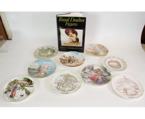 COLLECTION OF THIRTY TWO ROYAL DOULTON CHINA COLLECTORS PLATES, COMPRISING; 'Family Christmas' (x 4), 'Bramley Hedge' (x 4), 
