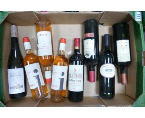 A collection of vintage wines to include Provincia Di Pavia Pinot Grigo, Quinta De Azevedo Vinho Verde, 2004 Osbourne Solaz, 
