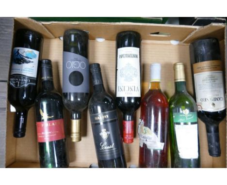 A collection of vintage wines to include Campaneo Merlot 2008, Villa Vincini, Hardys Crest, Wolf BLass Shiraz, Ogio Parimitiv