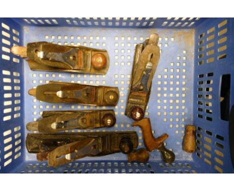 A collection of Vintage Stanley Wood working joiners planes including Bailey No5, Stanley No 10, Bed Rock Apr 2-95, Stanley N