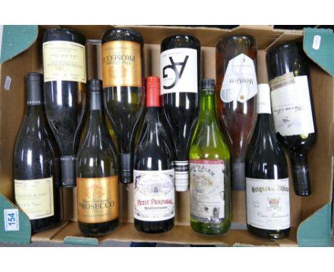 A collection of vintage wines to include Grignan les Adhemar, Warra Bay Cab Sav, Mont gras Chardonnay, Vino Frizzante , Petit
