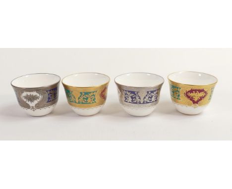 De Lamerie Fine Bone China heavily gilded Tea Bowls, specially made high end quality item, Made in England, height 4.5cm (4) 