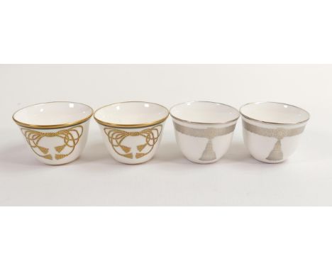 De Lamerie Fine Bone China heavily gilded Tea Bowls, specially made high end quality item, Made in England, height 5cm (4) di