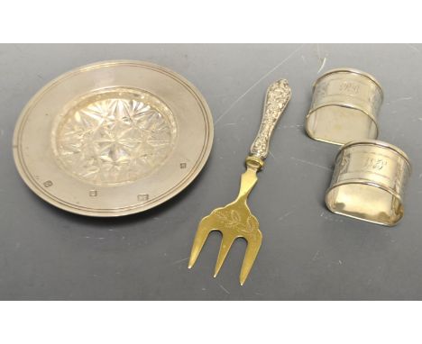 A silver butter dish, London 1990, cut glass liner; a pair of silver napkin rings, Birmingham 1966; a silver hafter pickle fo